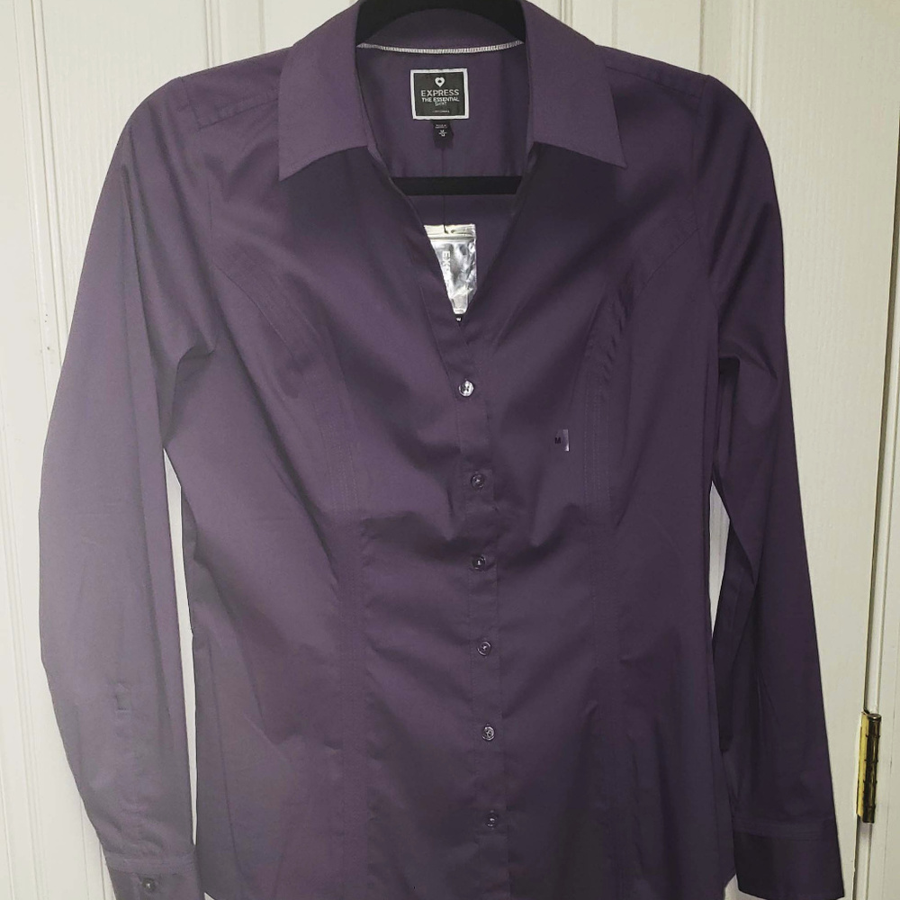 Express The Essentials Button Up NWT